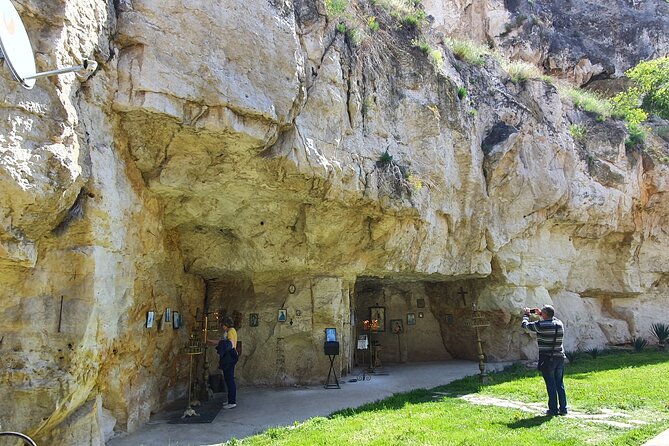 Bulgaria Day Trip - Private Tour from Bucharest - Veliko Tarnavo & Arbanasi - Who This Bucharest to Veliko Tarnavo Tour Fits Best