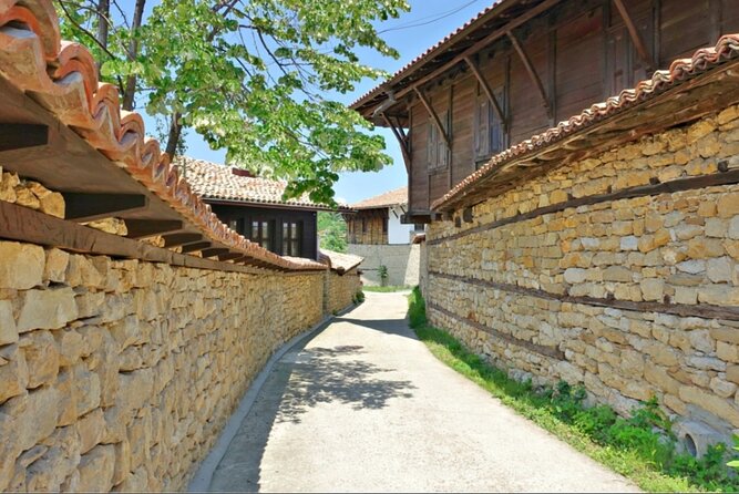 Bulgaria -Private Tour- Basarbovo, Arbanasi, Veliko Tarnovo - A day trip that really does cross into Bulgaria’s medieval core