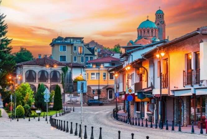 Bulgaria -Private Tour- Basarbovo, Arbanasi, Veliko Tarnovo - Veliko Tarnovo, Tsarevets hills, and Samovodska Charshiya’s artisan streets