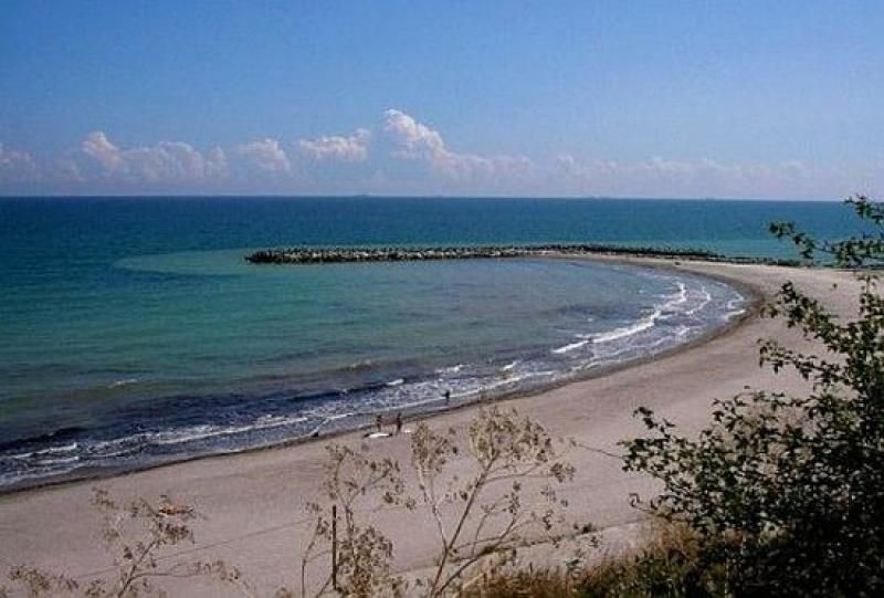 Constanta: Full Day Tour from Bucharest to the Black Sea - Highway memories: Danube bridge and the Canadian-built nuclear plant