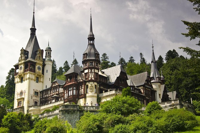 Day Trip Through Brasov in Transylvania and Bran, Peles, and Rasnov Castles - Entering Peles Castle: Royal Splendor With a Clear Plan for Time
