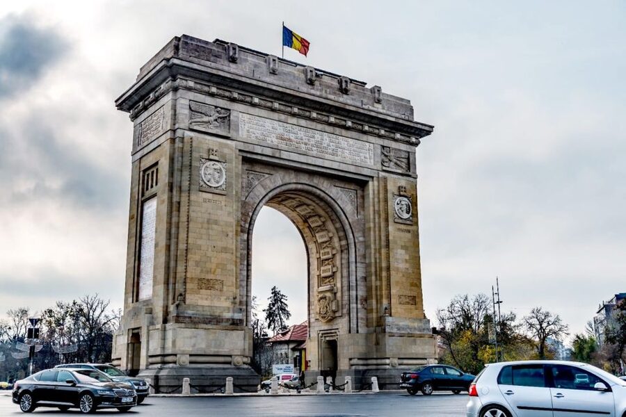 Discover Bucharest: Exclusive Half-Day Private City Tour - Calea Victoriei Drive: Royal Palace, National Military Circle, and the Big Panoramas