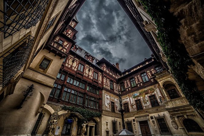 Dracula's Castle, Brasov and Peles Full-Day Tour from Bucharest - Brașov Old Town: the best balance of guided walk and wandering