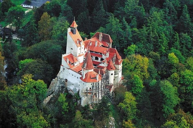 Dracula's Castle, Peles Castle and old town Brasov from Bucharest - 7:00 am Start, Long Drives, and Comfort Tips