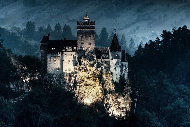 Dracula's Castle - Private Tour with Peleș Castle and Brașov city - Bran Castle (Dracula’s Castle): towers, corridors, and myth control