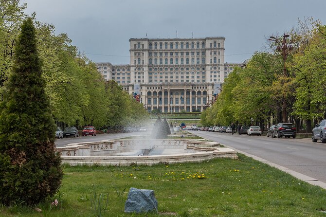 Explore Bucharest Step by Step With A Local Guide - Hanul cu Tei and Manuc’s Inn, two historic inns you can still picture