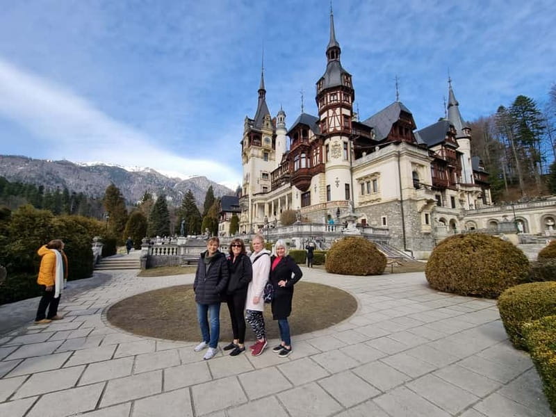 From Bucharest: Bran, Peles Castle & Brasov Private Day Tour - Peleș Castle, Neo-Renaissance beauty, and the Monday-Tuesday exterior plan