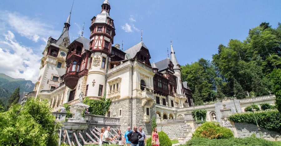 From Bucharest: Brasov Peles & Dracula's Castle Day Tour - Brasov walking tour: medieval streets plus enough time to breathe