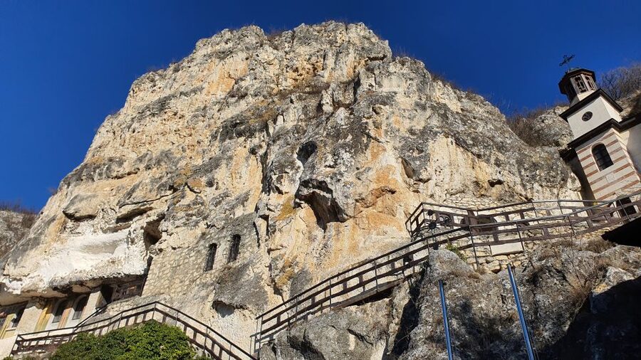 From Bucharest: Bulgaria 1-Day Tour - Timing and what to pack for a border day
