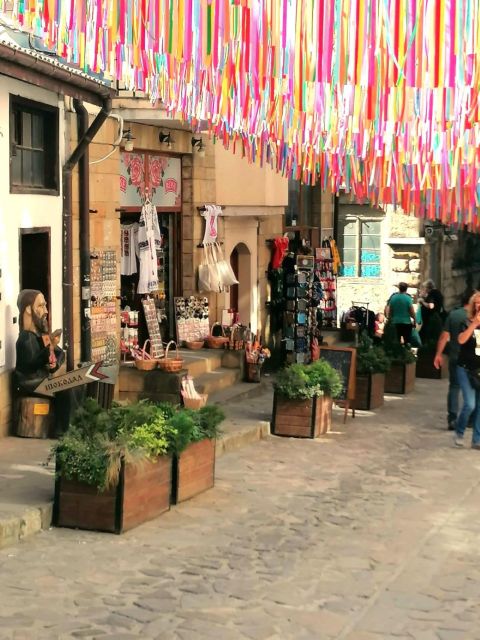 From Bucharest: Day Trip to Medieval Marvels of Bulgaria - Veliko Tarnovo and Samovodskata Charshiya: medieval streets in motion
