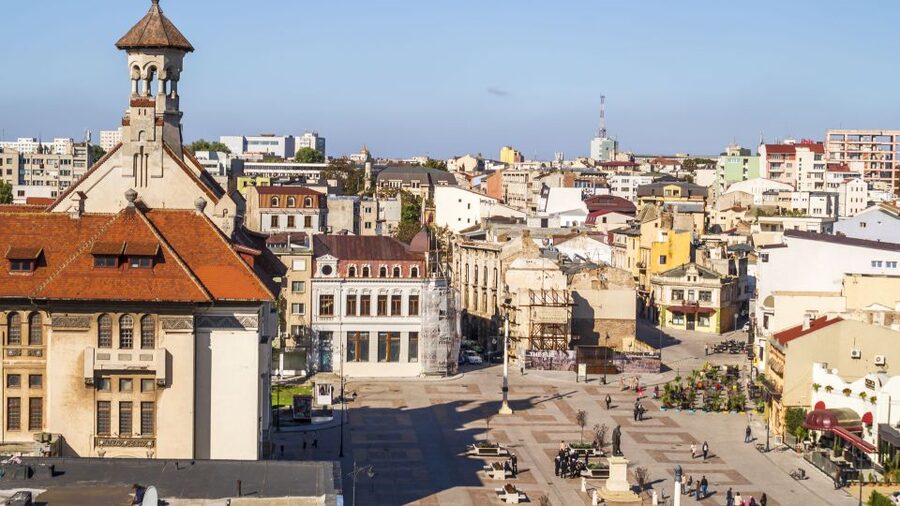 From Bucharest: Full-Day History, Sun & Fun at the Black Sea - Inside the Archeological Museum: Greek and Roman artifacts in context