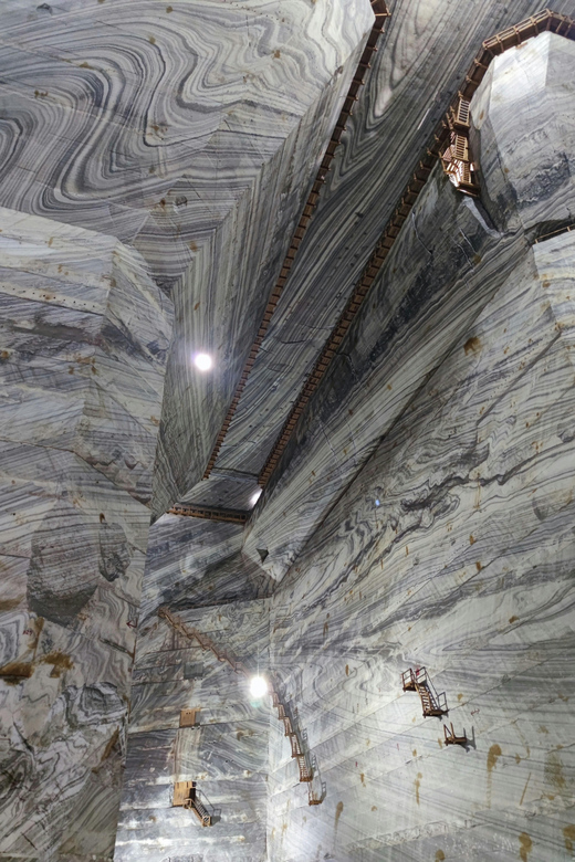 From Bucharest: Largest Salt Mine In Europe and Peles Castle - From Bucharest to Slănic Prahova: A long but efficient start