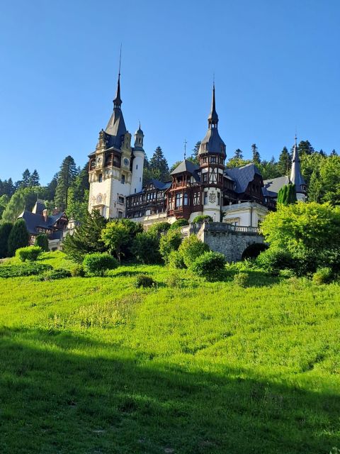 From Bucharest: Sinaia Full-Day Tour - Lunch in Sinaia: budget it, then enjoy it