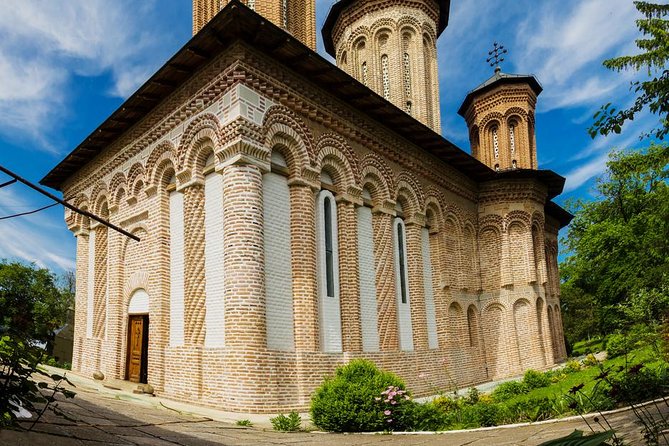 Half-Day Private Sightseeing Tour of Bucharest and its Surroundings Package - Getting Oriented in Bucharest, The Little Paris of the East