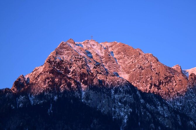 Hiking in Bucegi Mountains in the Carpathians, Private tour - Who should book this Bucegi private hike?