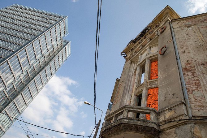 Instahood Stories - Amzei Church Area: Street Art, a Villa Moment, and a Photo Plan