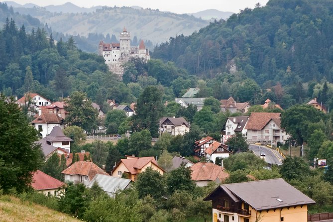 Libearty Bear Sanctuary and Dracula's Castle - Day Tour from Bucharest - Bran Castle (Dracula’s Castle): Big Myth, Real Crowds, and How to Use Your Time