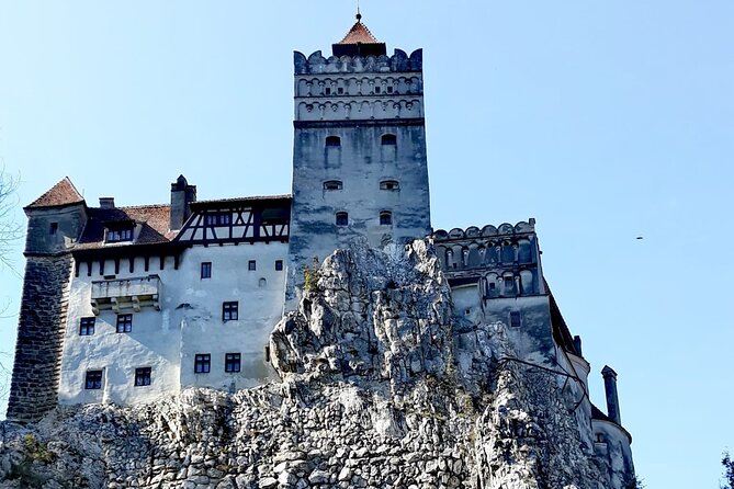 Libearty Bear Sanctuary and Dracula's Castle - Day Tour from Bucharest - What the Scenery and Myth Add to the Day
