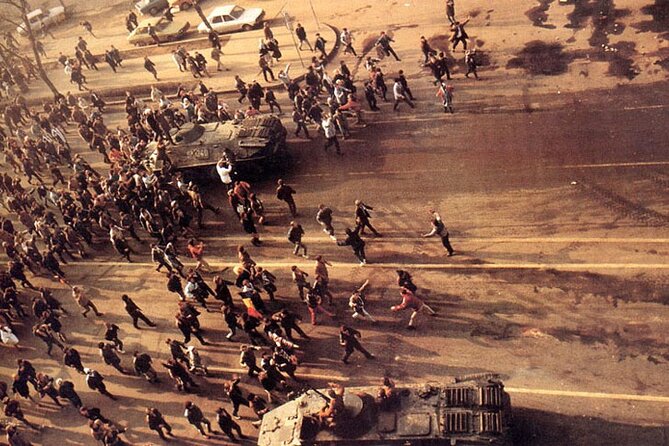 Life in Communism - Reading Bucharest through communist-era power