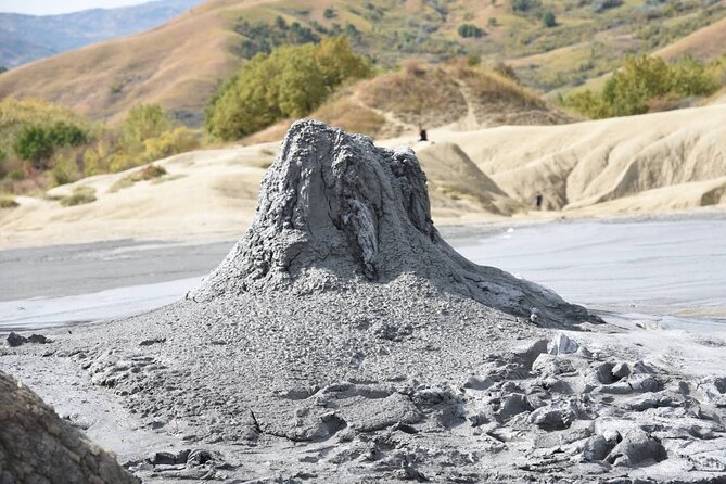 Muddy Volcanoes & Salt Mine - Private Tour - The drive matters: winding roads, time on the clock, and how to stay comfortable