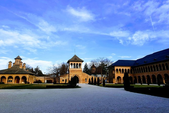 Mystical Monasteries, Dracula's Tomb and Mogosoaia Lake Palace - Private Tour - Snagov Monastery and Dracula’s Tomb: the myth, the monastery, and the bridge
