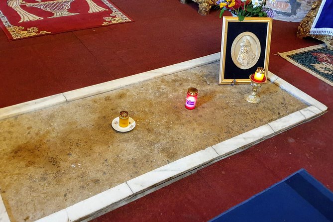Mystical Monasteries, Dracula's Tomb and Mogosoaia Lake Palace - Private Tour - The guide experience, and why Marius and Toni keep coming up