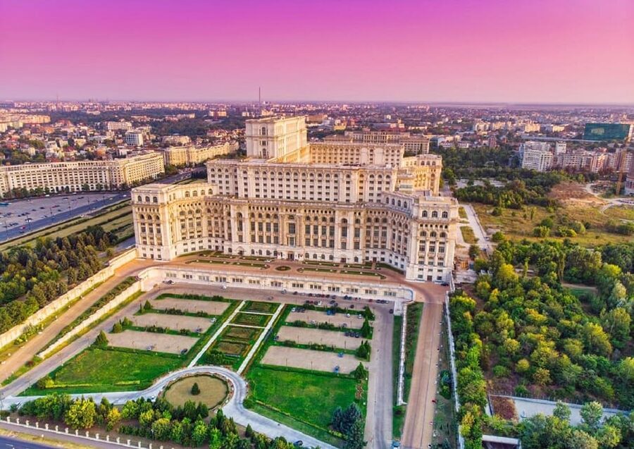 Palace of the Parliament, Village Museum & Ceaușescu Mansion - Price and logistics, what $45 really covers