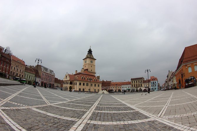 Peles Castle, Bran Castle and Brasov from Bucharest - What to pack and how to survive a long castle day