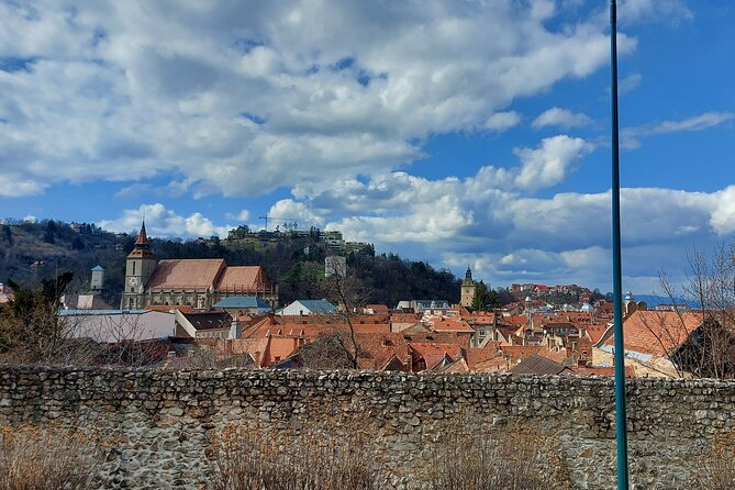 Peles Castle, Dracula Castle and Brasov old town - private tour from Bucharest - Black Church in Brasov: Gothic grandeur in a compact time window