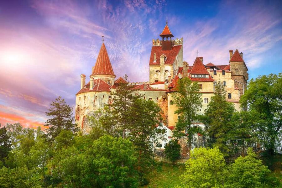 PREMIUM TOUR (6 Pax) Bucharest, Peles&Bran Castles & Brasov - The Bucharest loop that saves you from planning stress