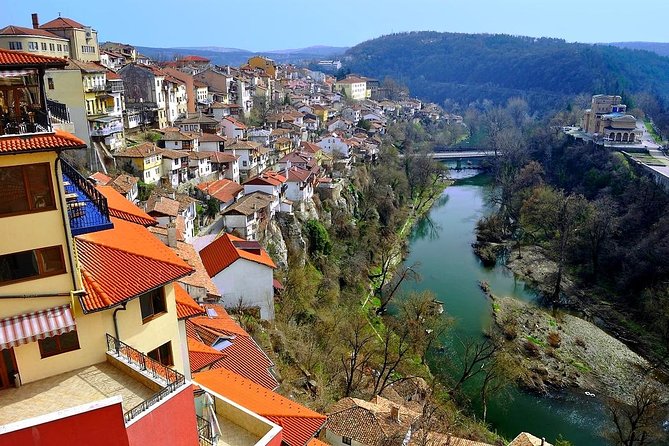 Private Daytrip to Buzludzha Monument and Veliko Tarnovo - Food, drinks, and tickets: what is included and what you should budget