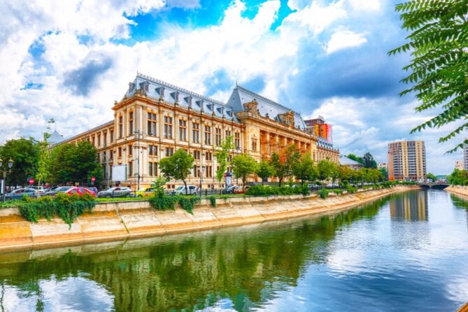 Private Guided Panoramic Tour in Bucharest by Car - Time on the clock: 2 to 3 hours that still feel complete