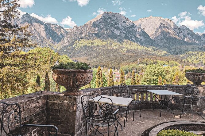 Private Movie Castles at Peles, Cantacuzino and Bran Castle Tour - Cantacuzino Castle: why this stop feels more relaxed than the big hitters