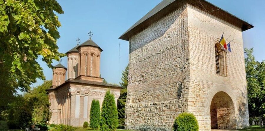 Private Tour from Bucharest to Dracula's tomb and Mogosoaia - Key things to know before you go