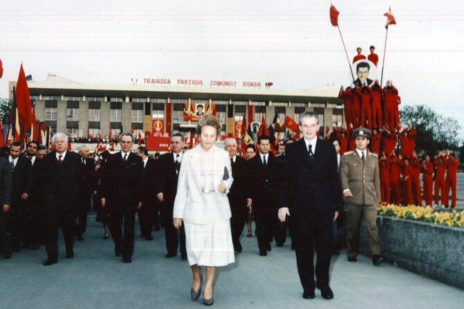 Private Tour -The Last Day of Nicolae Ceaușescu in a Romanian Car - The 180 km out and back: how the drive supports the narrative