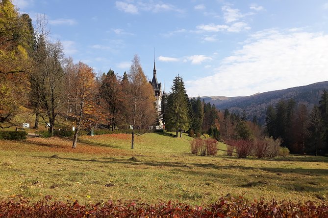 Royal Delights - Sinaia with Peles Palace and Gardens Day Trip from Bucharest - Who this day trip suits best