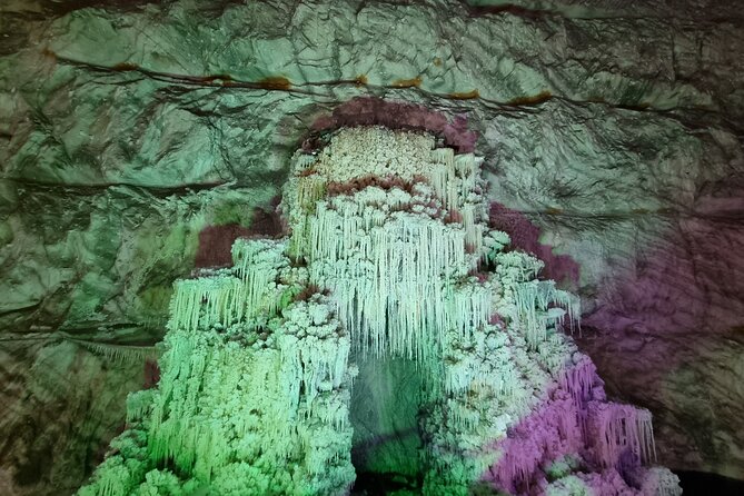 Salt Mine , Lunch at Winery & Dracula Grave - Private Tour - Guides Matter: What the Best Experiences Have in Common