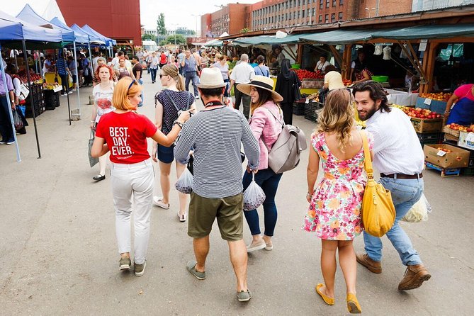 Taste Bucharest: A Food Lover's Tour of Markets & Neighbourhoods - The role of the guide, from jokes to dish-by-dish explanations