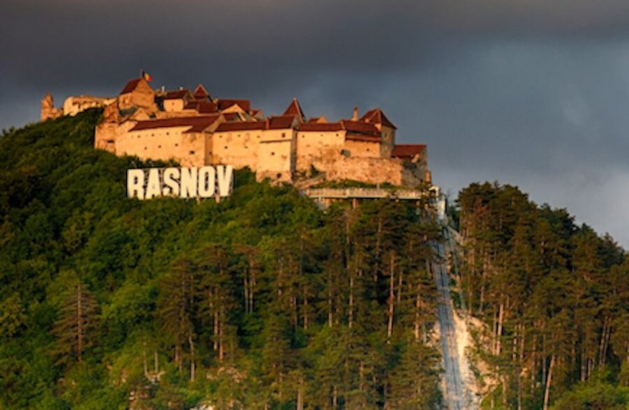 Three Castles in Transylvania Day Trip from Bucharest - Brasov walking tour: using the last light of the day well