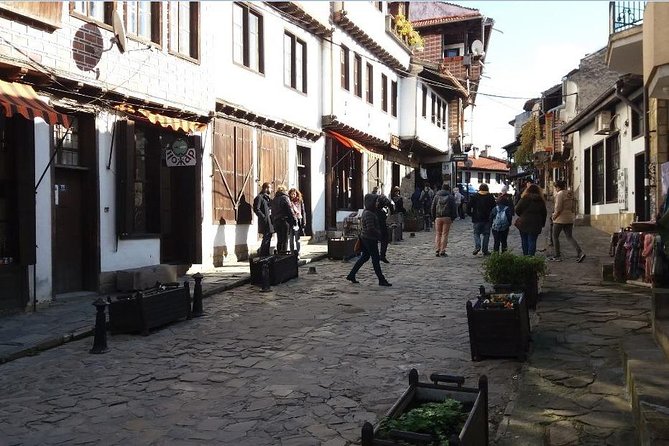 Veliko Tarnovo and Medieval Bulgaria Private Day Trip from Bucharest - Arbanassi and Samovodene Artisans Street: what turns the day into culture, not only monuments